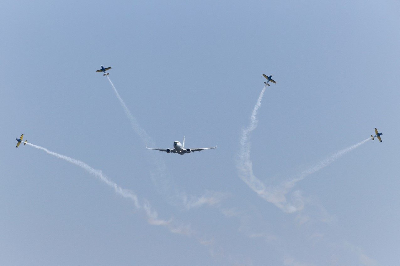 B-737 Tarom + Hawks of Romania, Bucharest International Air Show – BIAS, 2016