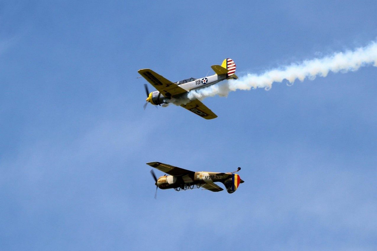 Aerobatic Yakers, Ploiesti Airshow, 2016